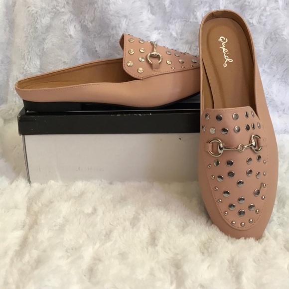 ❗️Final Price❗️ Blush Regent Studded Mules - Picture 2 of 3